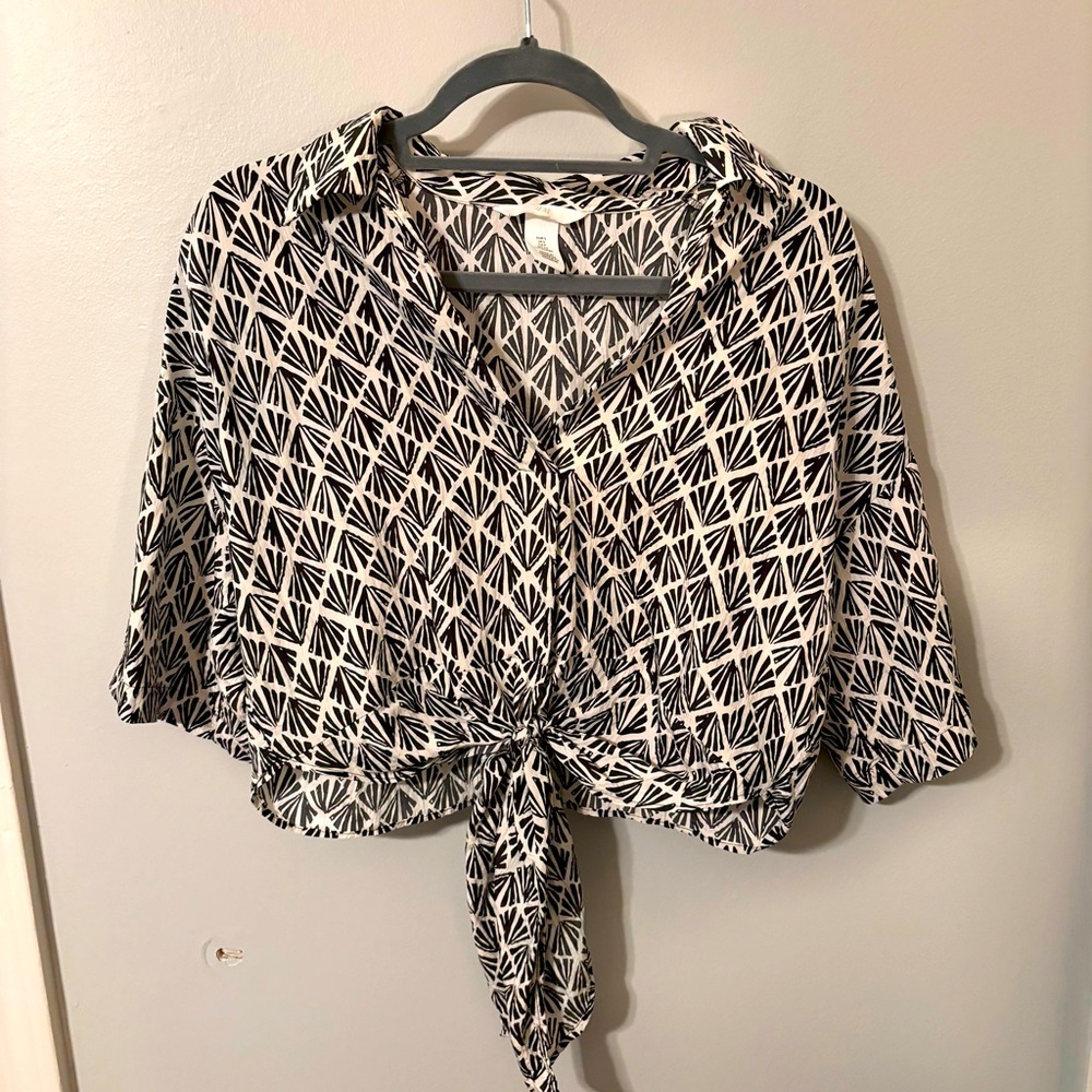 H&M Short Sleeve Blouse with Tie Detail